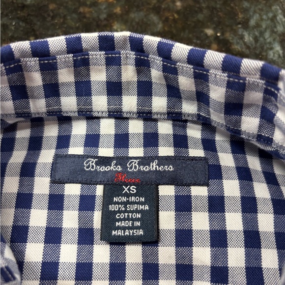 Brooks Brothers Blue and White Casual Button Down Shirt NWOT!! - Picture 3 of 3